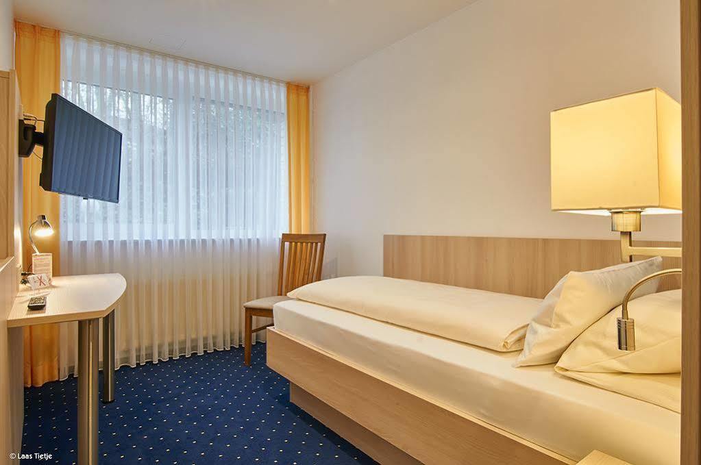 Hotel BonaMari Salzgitter-Bad Esterno foto